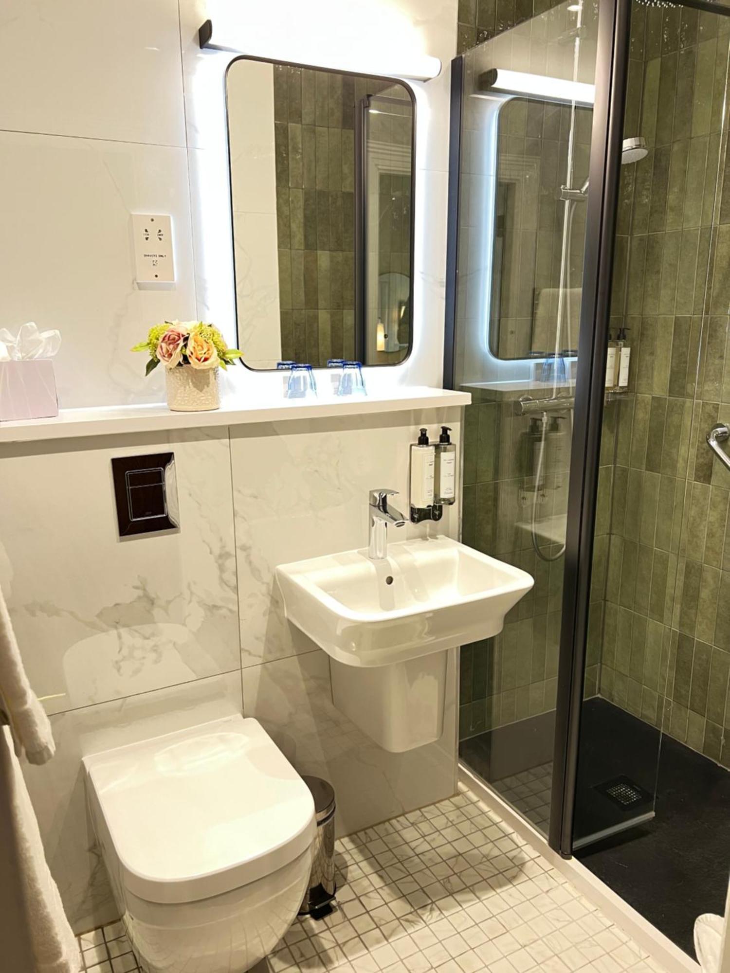滑铁卢小屋酒店 都柏林 外观 照片